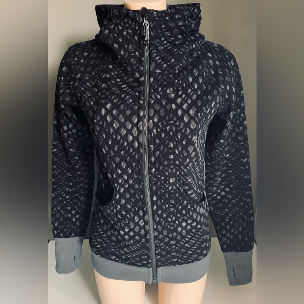 Lululemon Scuba Hoodie III - Picture 2 of 12
